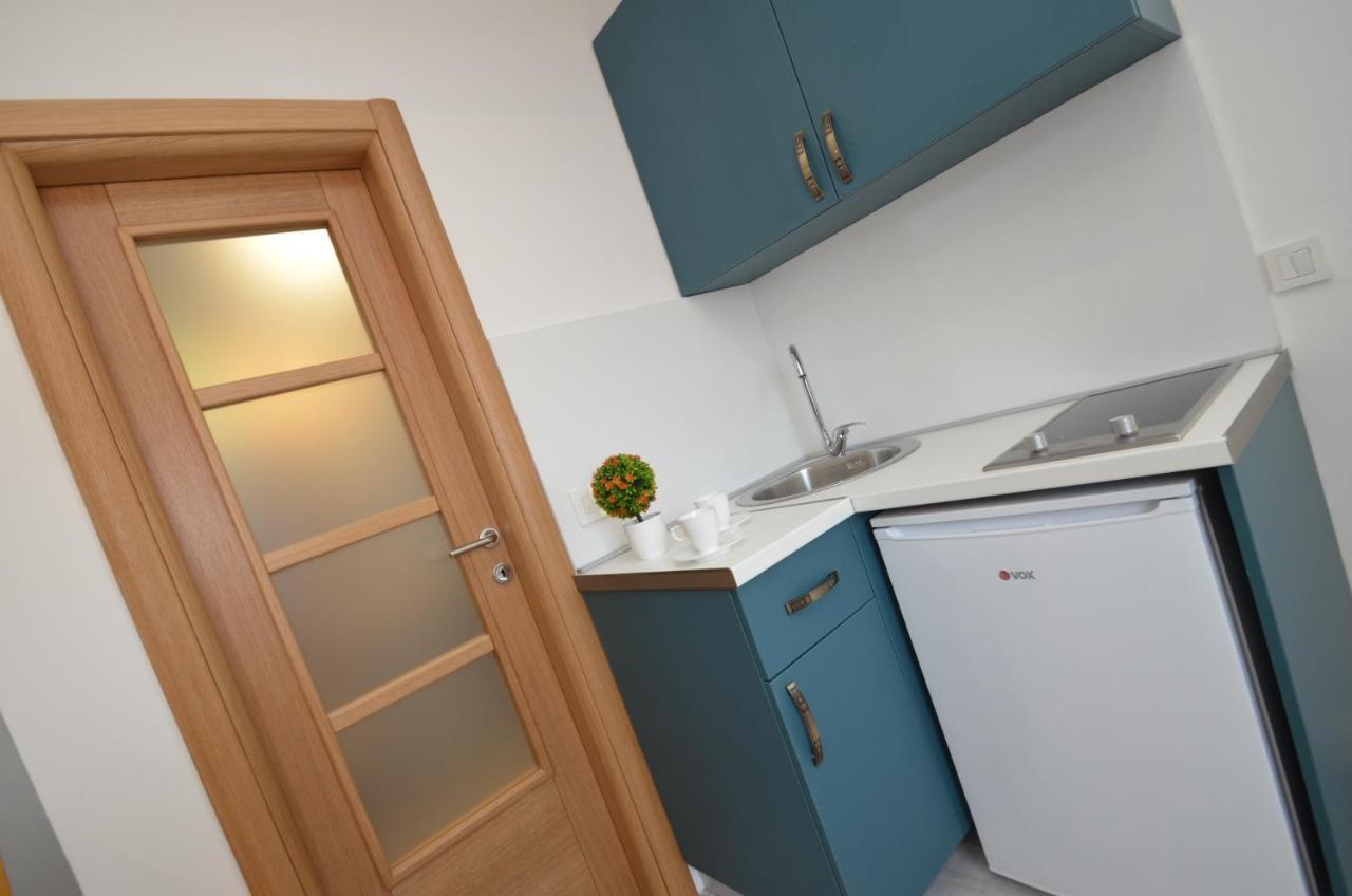 Apartments Lux S ティヴァト エクステリア 写真