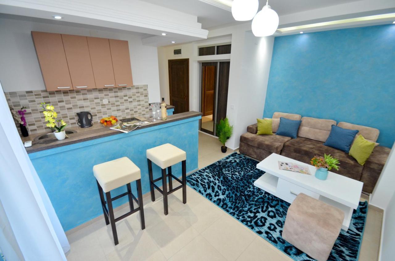 Apartments Lux S ティヴァト エクステリア 写真