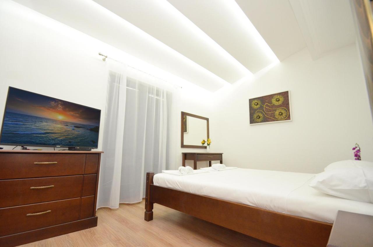 Apartments Lux S ティヴァト エクステリア 写真