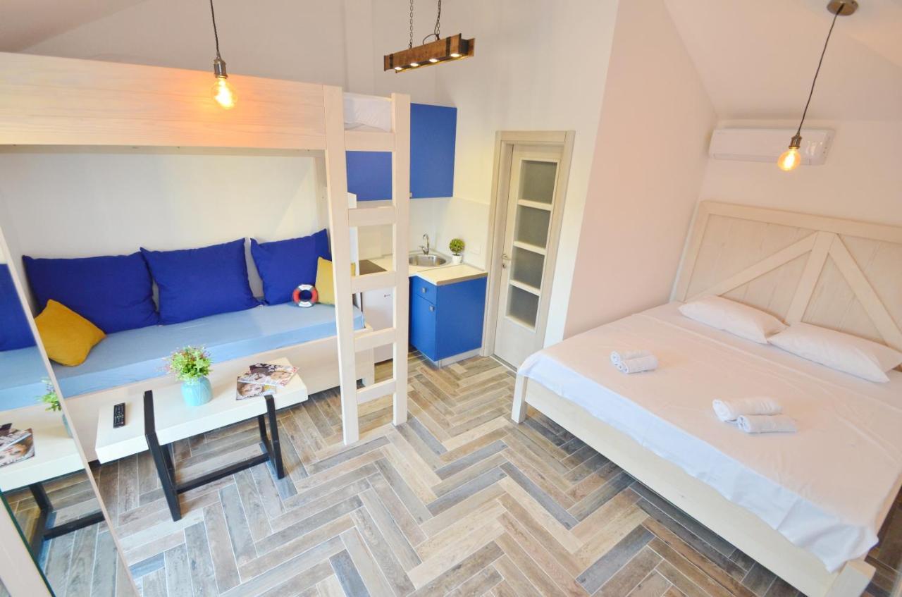 Apartments Lux S ティヴァト エクステリア 写真