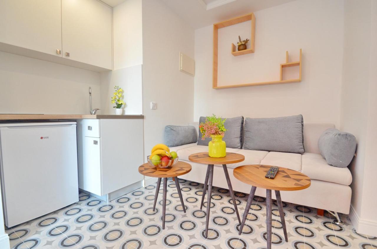 Apartments Lux S ティヴァト エクステリア 写真