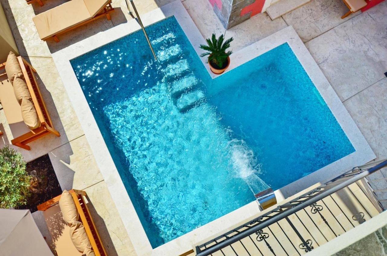 Apartments Lux S ティヴァト エクステリア 写真